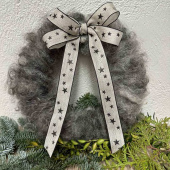 Rosett av linne med Svarta stjärnor , ca 15cm Rosett av linne med Svarta stjärnor , ca 15cm