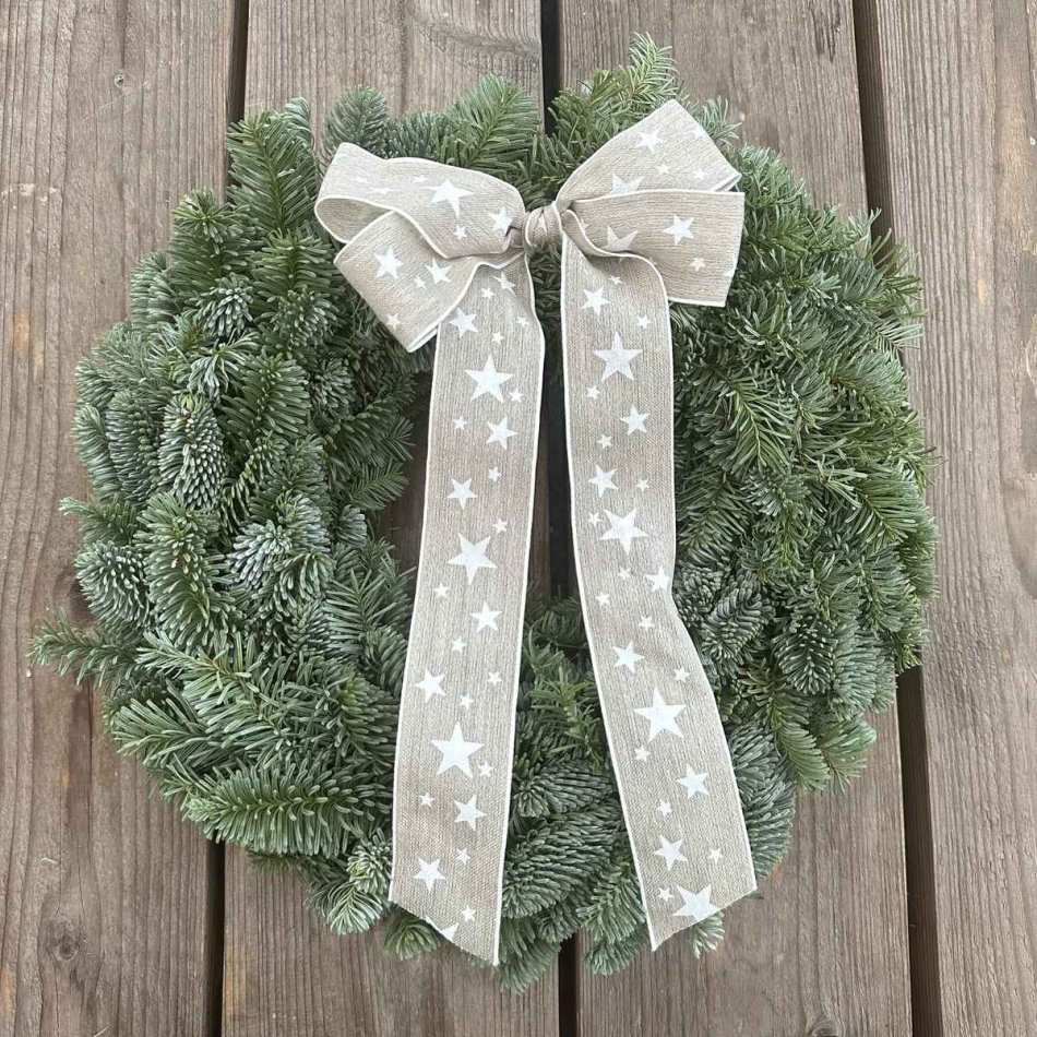 Rosett av linne med Vita stjärnor ca 15cm