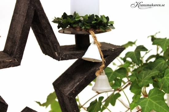 Stjärnformad ljushållare för 2 ljus. Grå. 25 x 7,5 cm