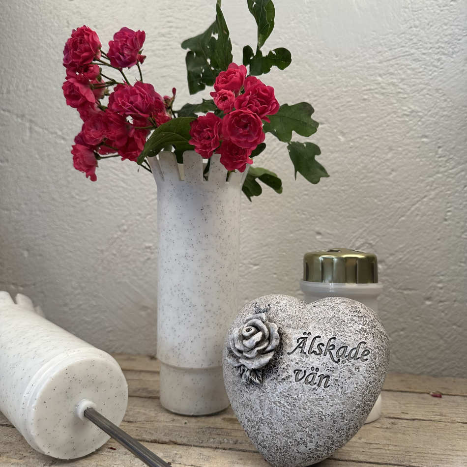 Gravvas, ljusgrå, 17 cm hög