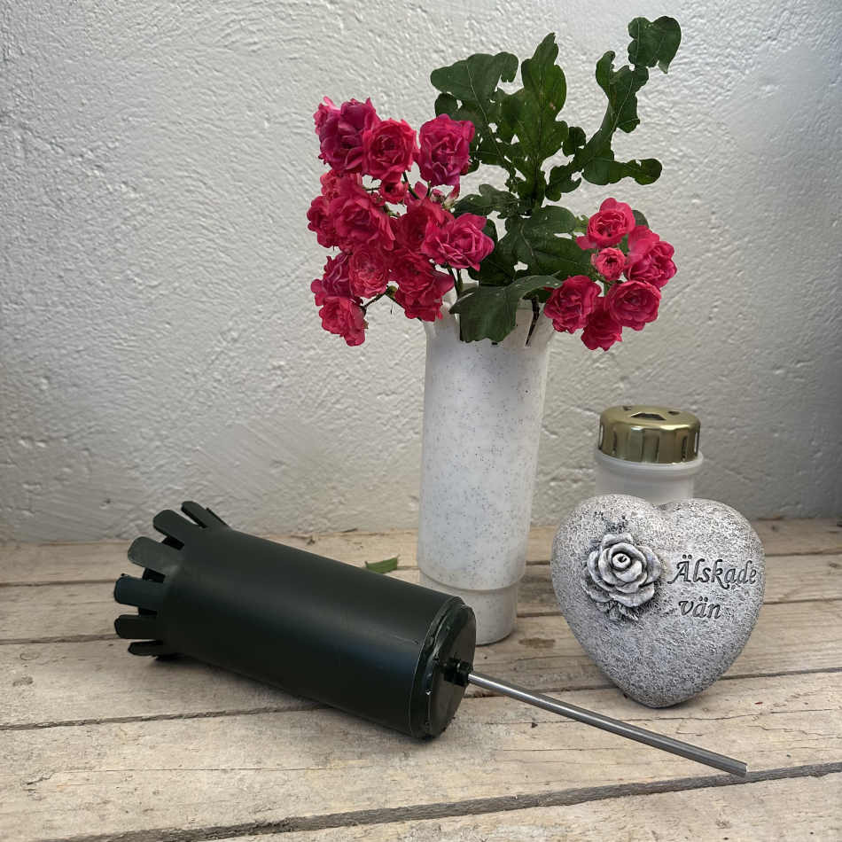 Gravvas, ljusgrå, 17 cm hög