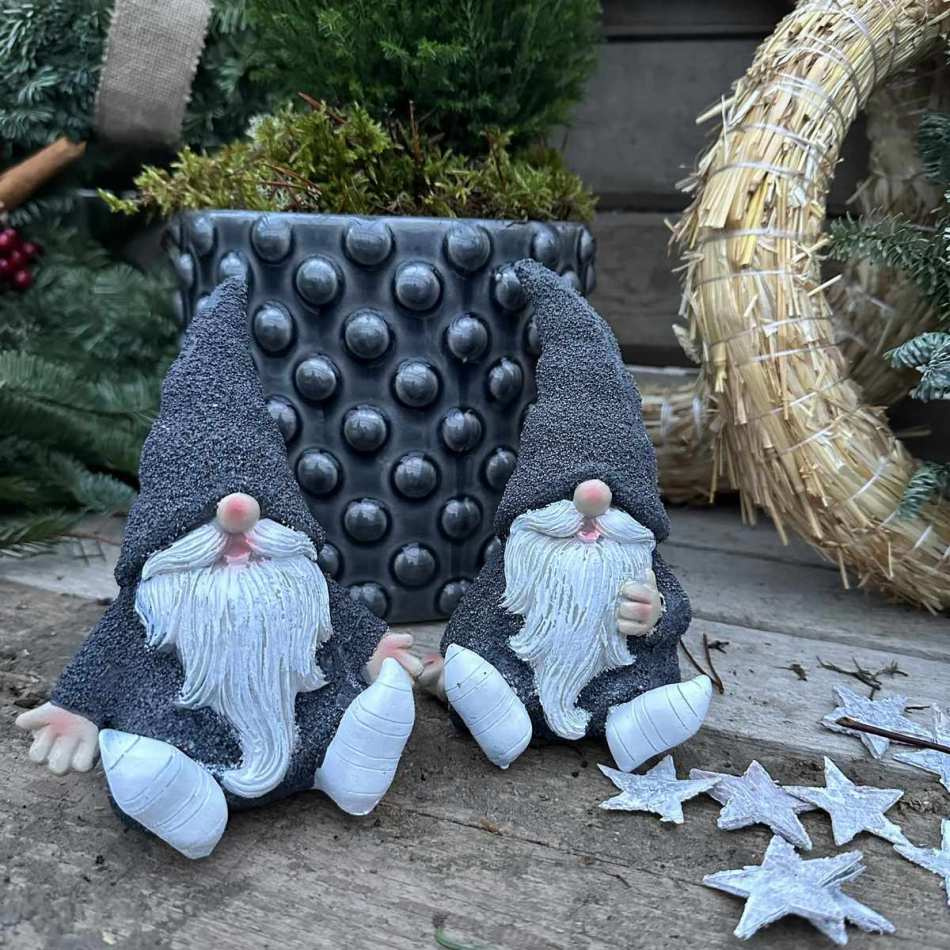 Tomtenissar Grå, 14 cm 2 olika