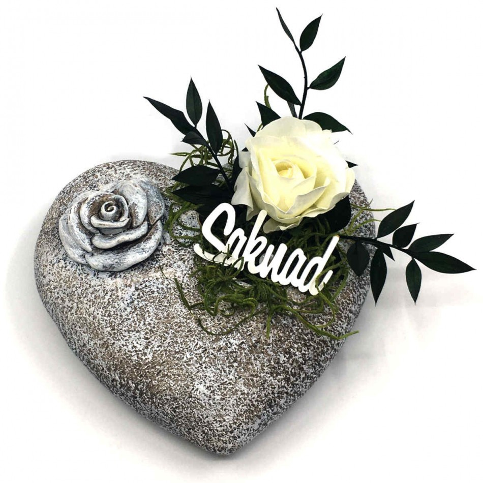 Hjärta med vit ros och saknad