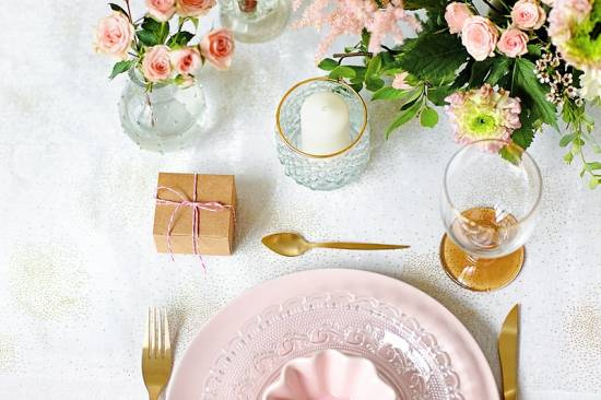 presentinslagning med snöre