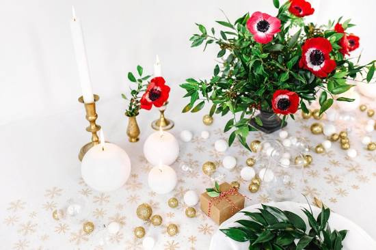 presentinslagning rosa snöre