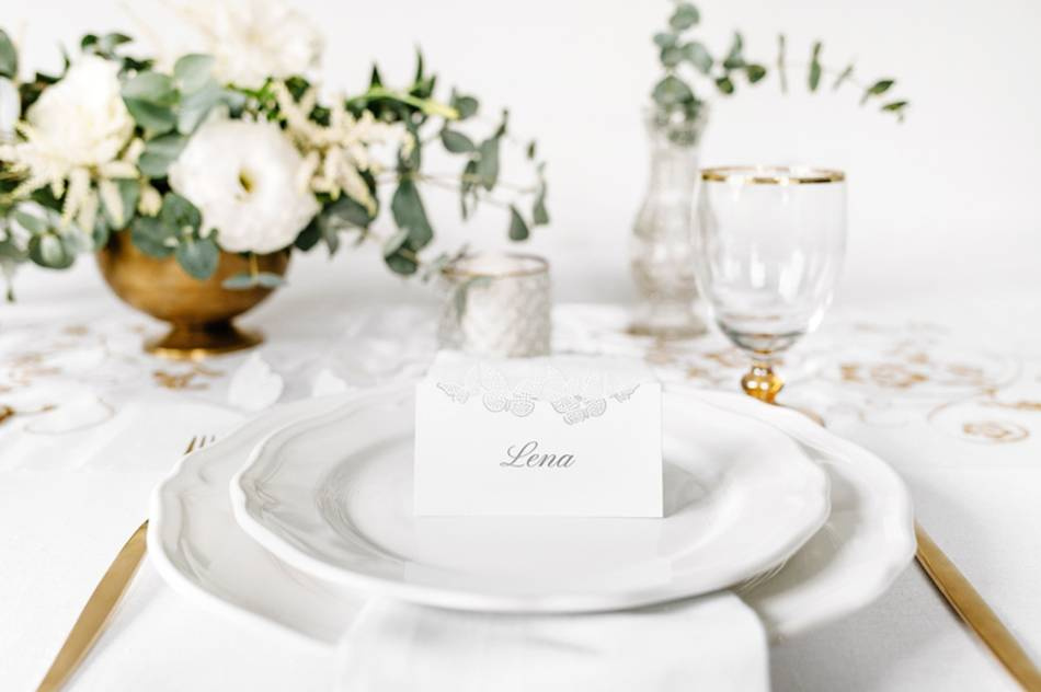 Placeringskort med fjärilar, 9.2 x 5.7cm (1 pkt / 10 st.)