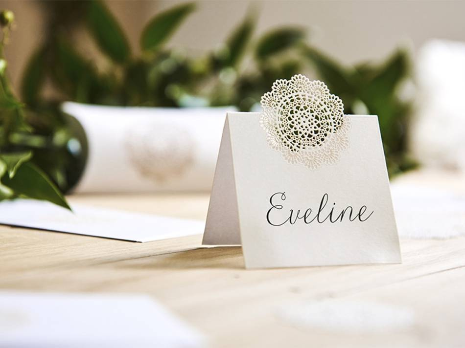 Placeringskort med  mönster, 6.3 x 6cm (1 pkt / 10 st.)